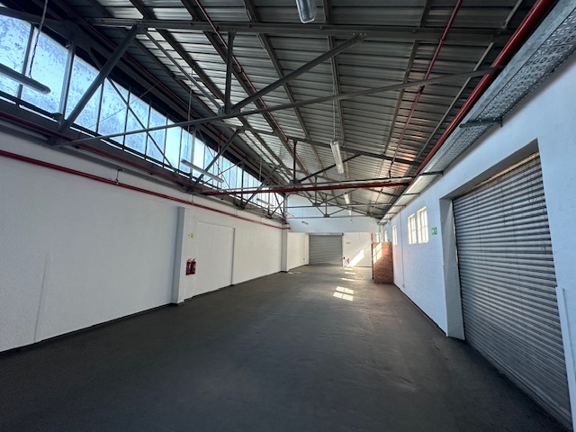 To Let commercial Property for Rent in Maitland Western Cape